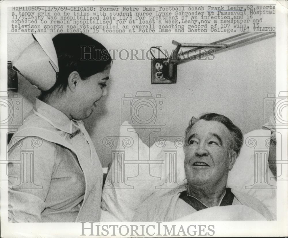 1969 Press Photo Frank Leahy As he Talks With Nurse Lynne Schroeder - net33029 - Historic Images