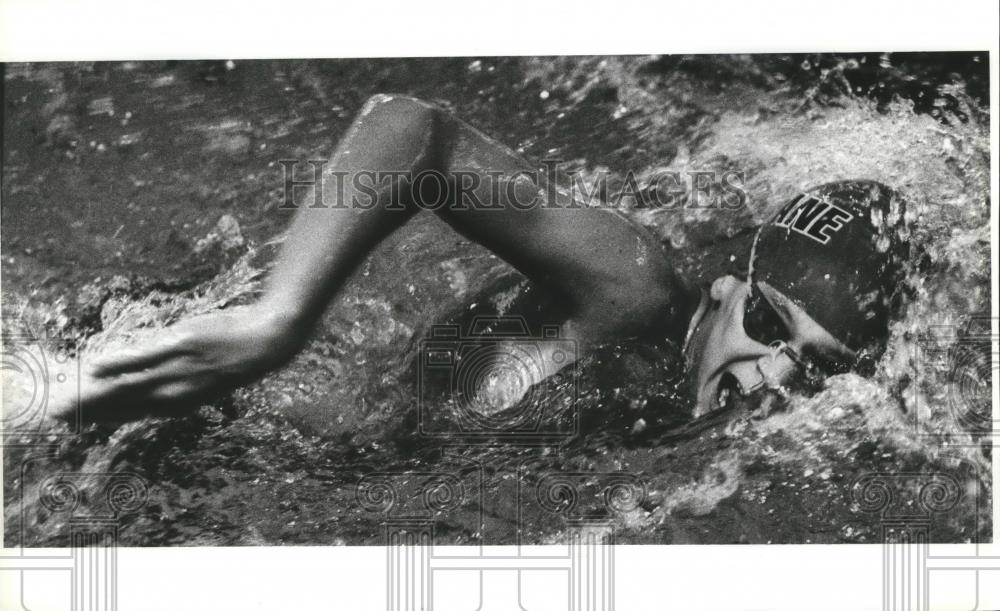 1994 Press Photo Fifth-grade swimmer, Joe Covey, also plays basketball,baseball - Historic Images