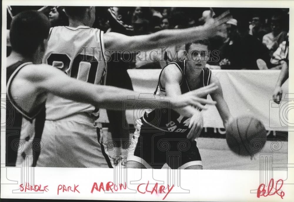 1994 Press Photo Shadle Park basketball player Aaron Clary has talent - sps00320 - Historic Images