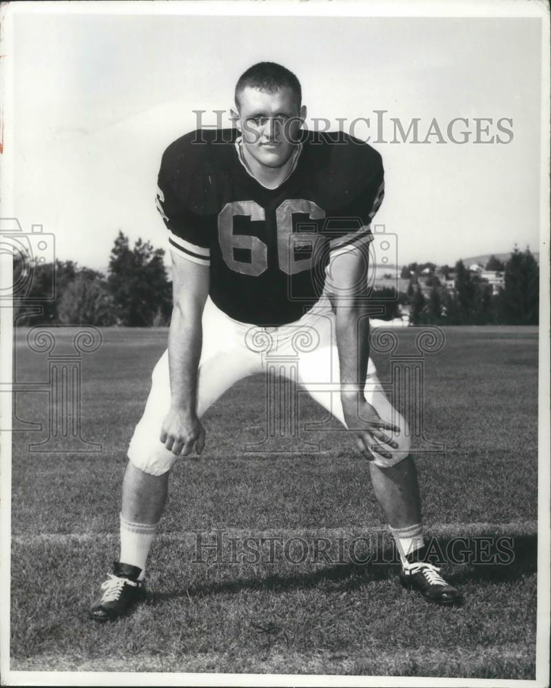 1970 Press Photo Idaho football player Ed Clauson readies for the game - Historic Images