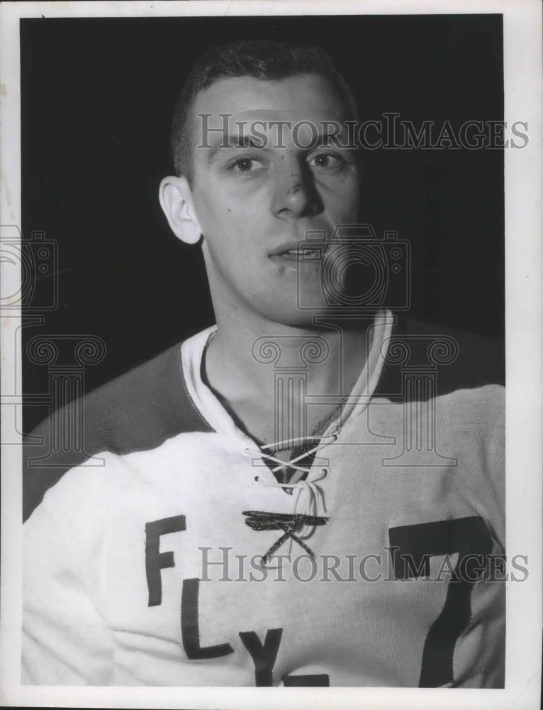1959 Press Photo Hockey player Ron Attwell - sps00491 - Historic Images