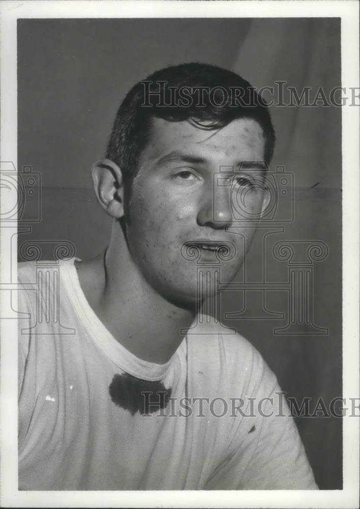 1987 Press Photo University of Washington basketball center Jay Bond - sps00569 - Historic Images