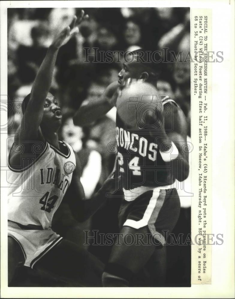 1990 Press Photo Idaho&#39;s Ricardo Boyd puts the pressure on Wilson Foster - Historic Images