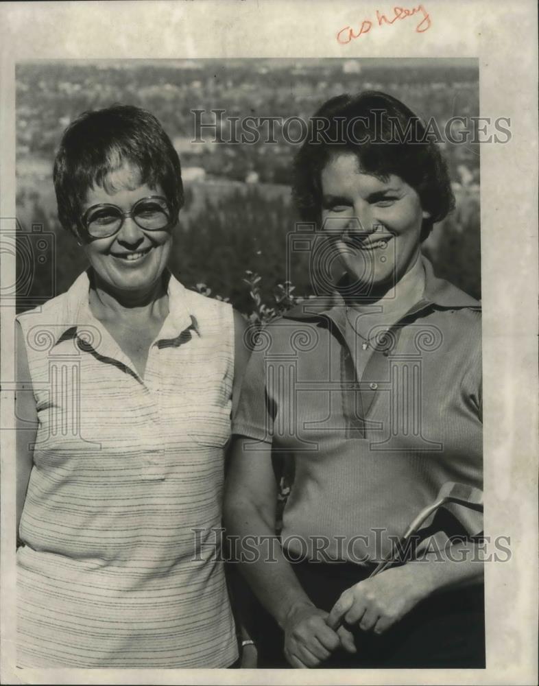 1980 Press Photo Golfer Sandy Ashley and companion - sps00673 - Historic Images