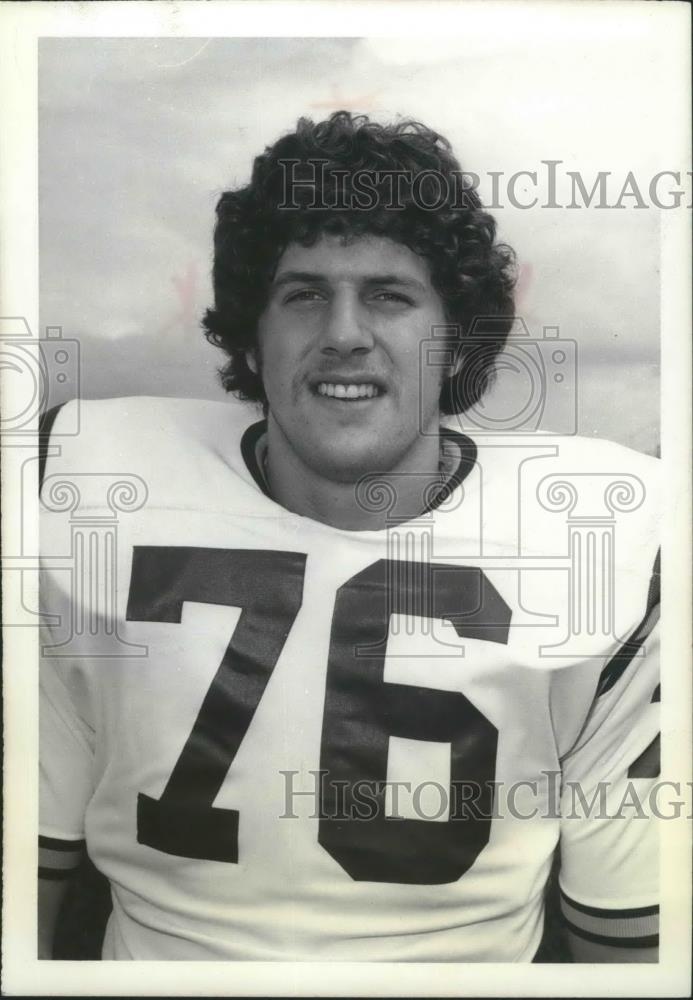 1977 Press Photo Football star Jeff Conley is all smiles - sps00931 - Historic Images