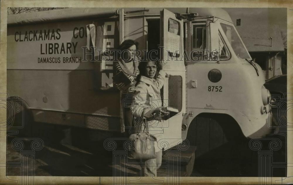 1978 Press Photo The Clackamas County Bookmobile has been recycled. - orb02038 - Historic Images