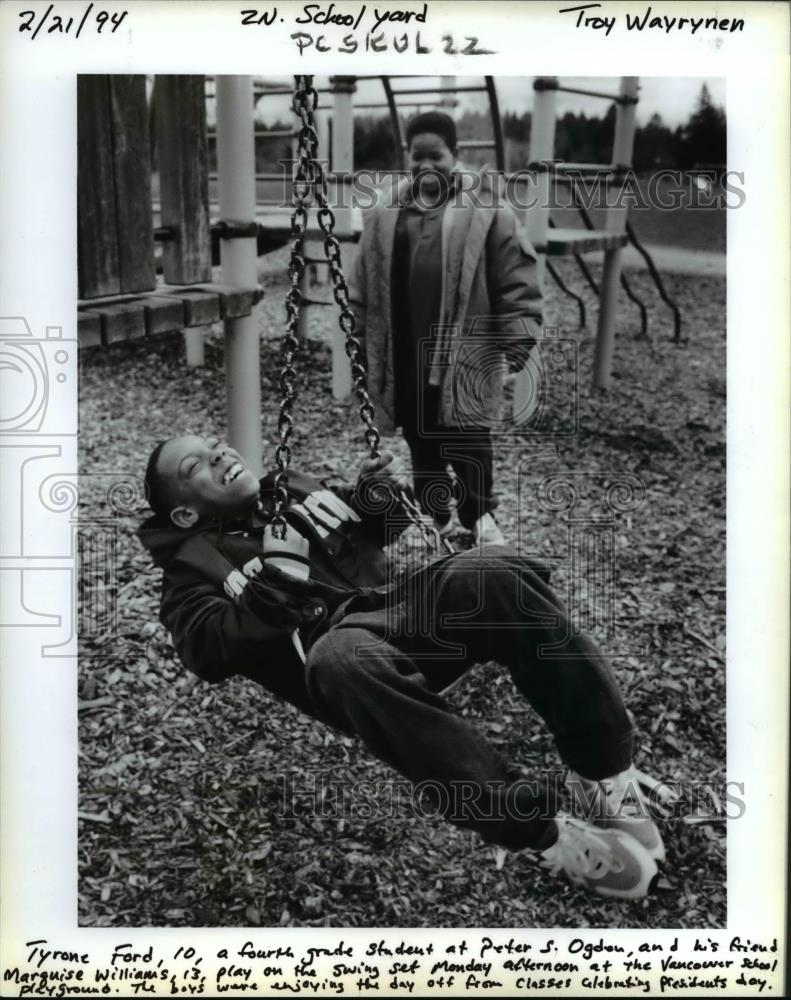 1994 Press Photo Tyrone Ford & Marquise Williams Play at Vancouver Pla