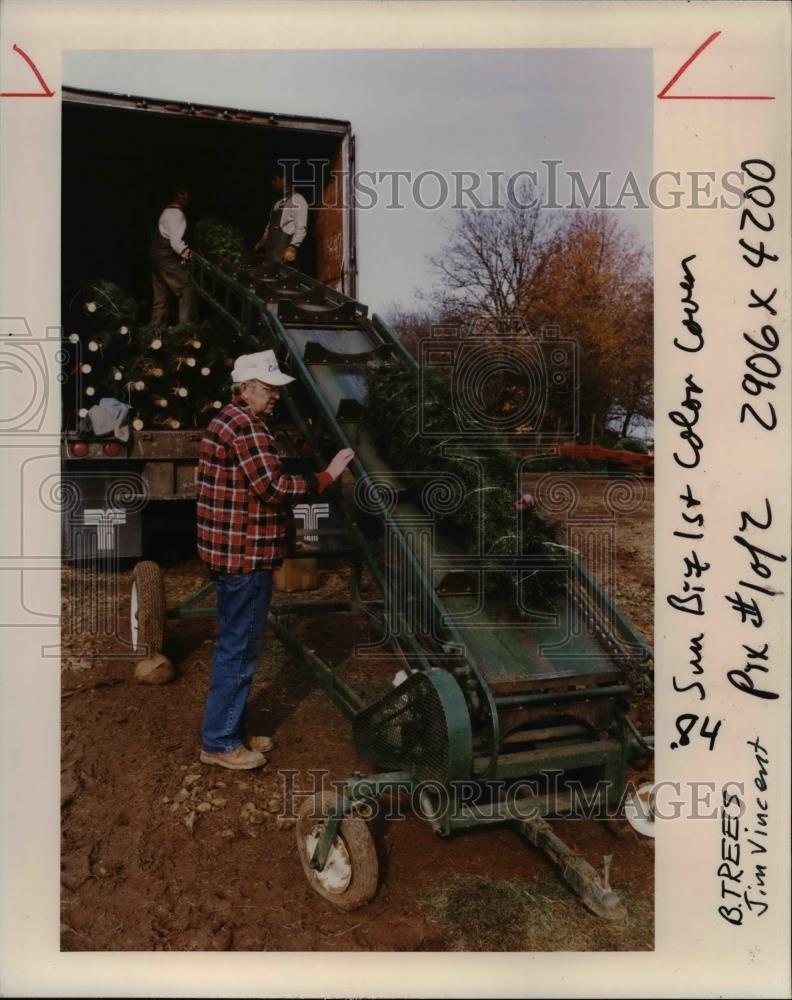 1989 Press Photo Ole Canamore, Clackamas County Farmer Christmas Tree - Historic Images