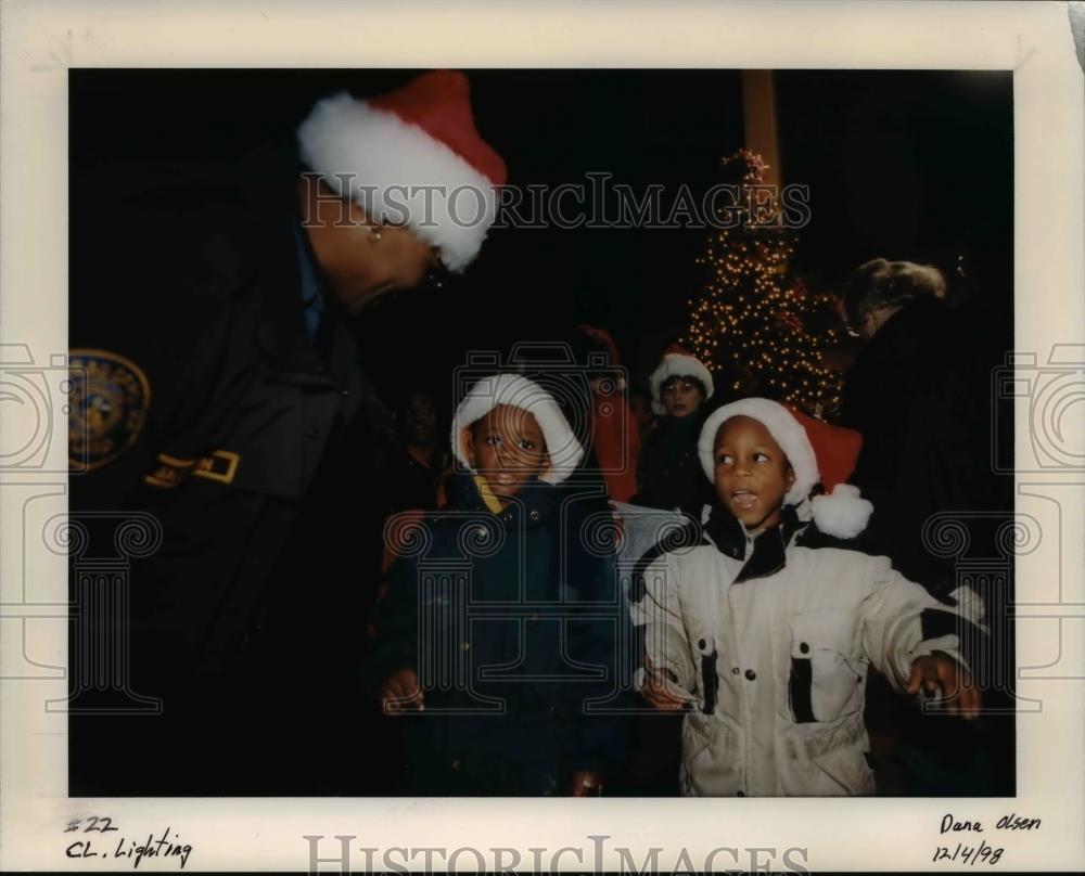 1998 Press Photo Christmas - orb05342 - Historic Images