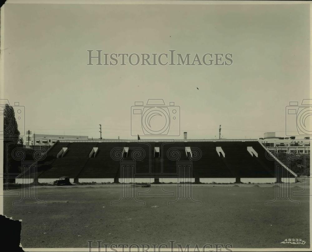 Press Photo Arena - orb06511 - Historic Images