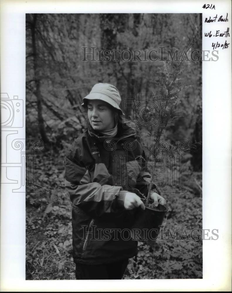 1995 Press Photo Earth Day - orb07877 - Historic Images