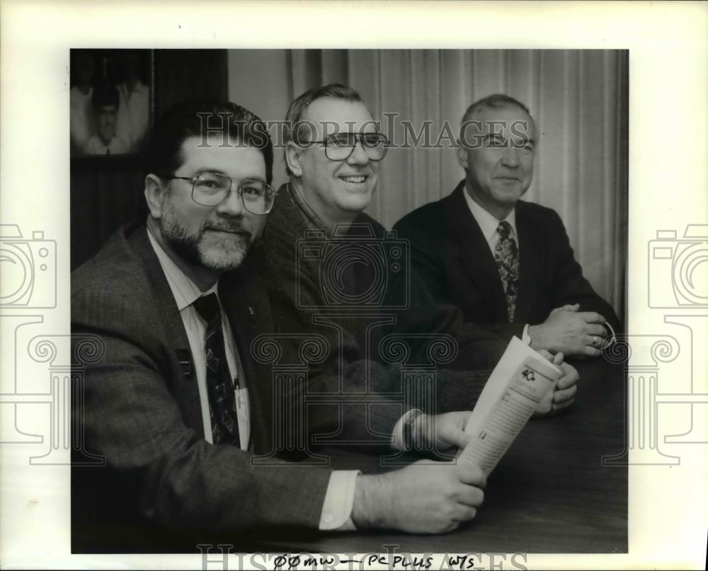 1994 Press Photo Employment. - orb11197 - Historic Images