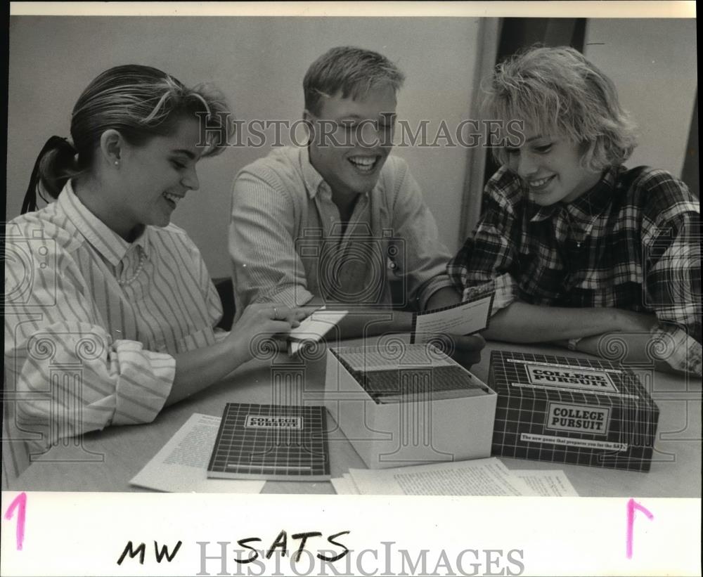 1985 Press Photo High School juniors Denise Davis, Mark Preble & Jennifer Hill - Historic Images