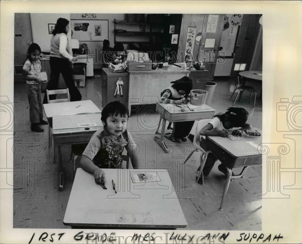 1978 Press Photo Lilly Ann Suppah&#39;s Warm Springs 1st graders start out ahead. - Historic Images