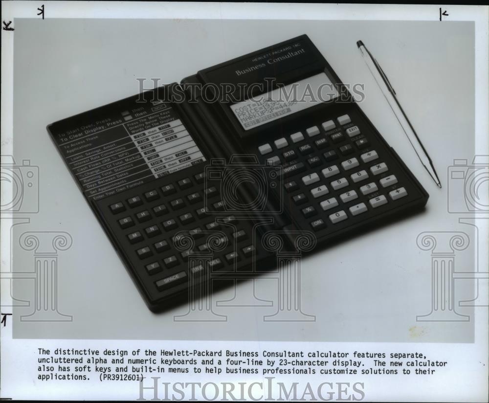 1986 Press Photo Hewlett-Packard Business Consultant calculator - orb18055 - Historic Images