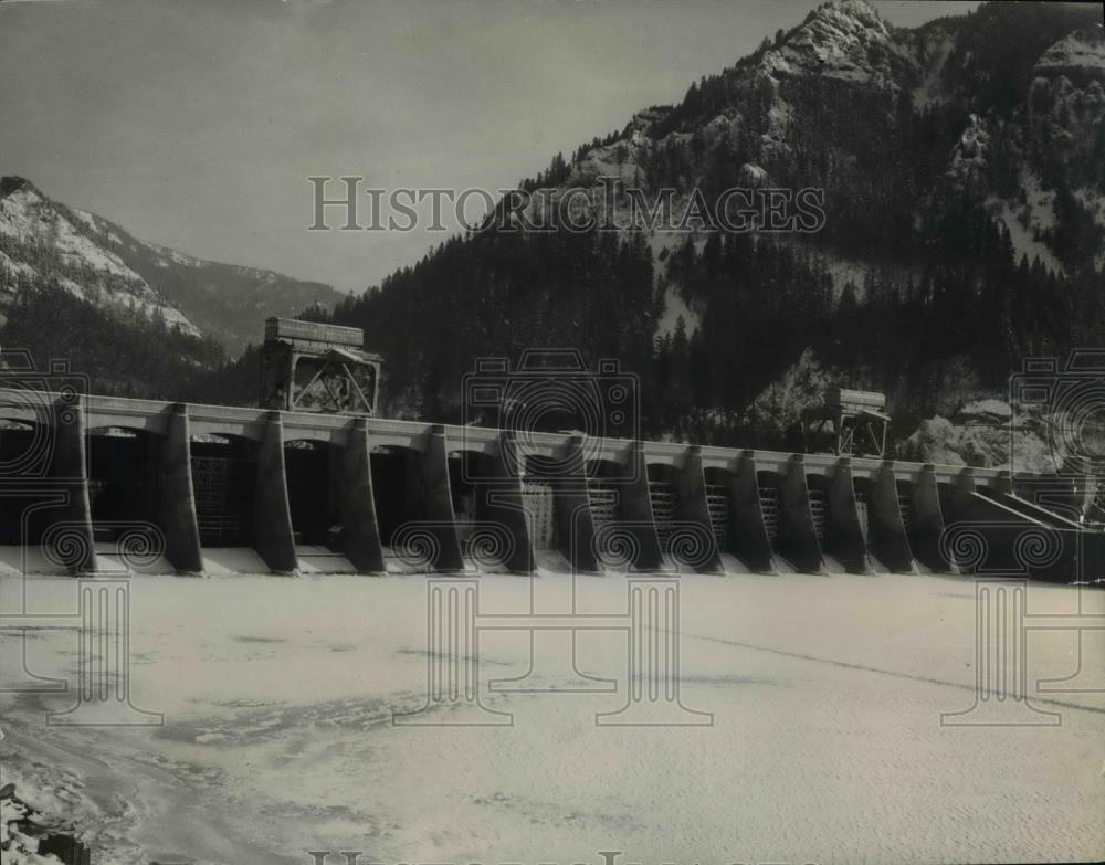 1949 Press Photo Bonneville Dam - orb18447 - Historic Images