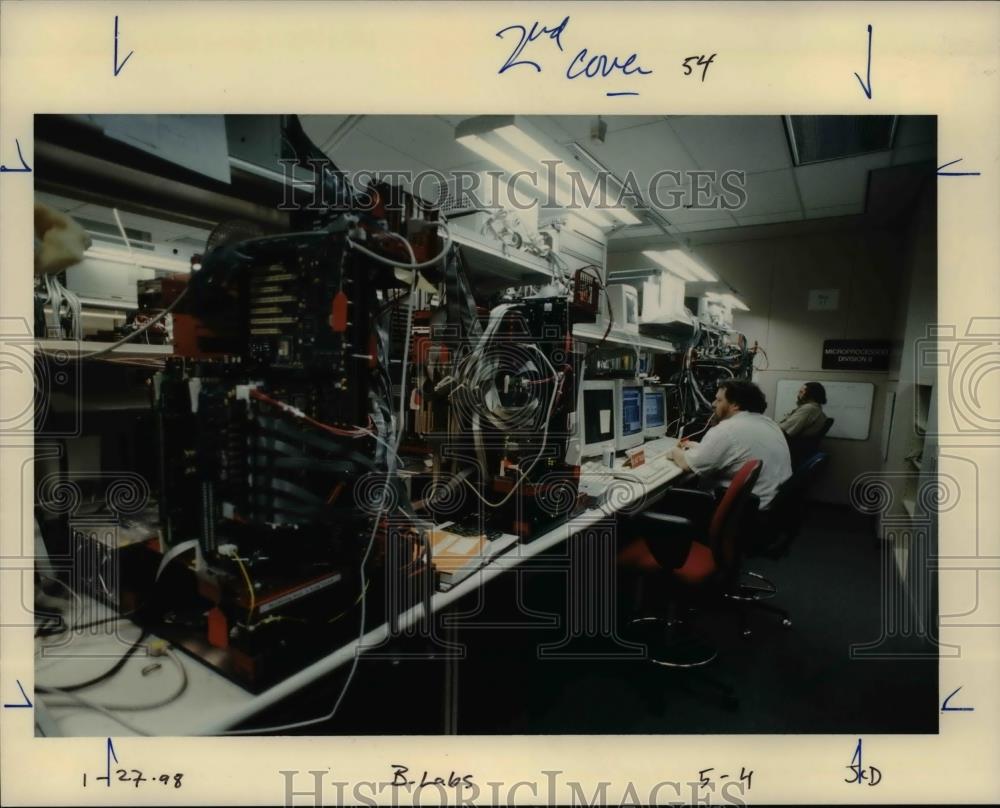 1998 Press Photo Intel Corp. - orb19333 - Historic Images