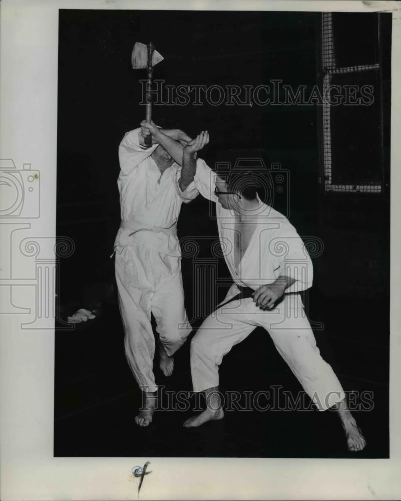 1961 Press Photo Mike Foster thwarted by Bob Dewar karate - orb19588 - Historic Images