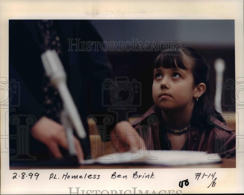 1999 Press Photo Homeless Child Dealing With Legislature In Oregon - orb21605 - Historic Images