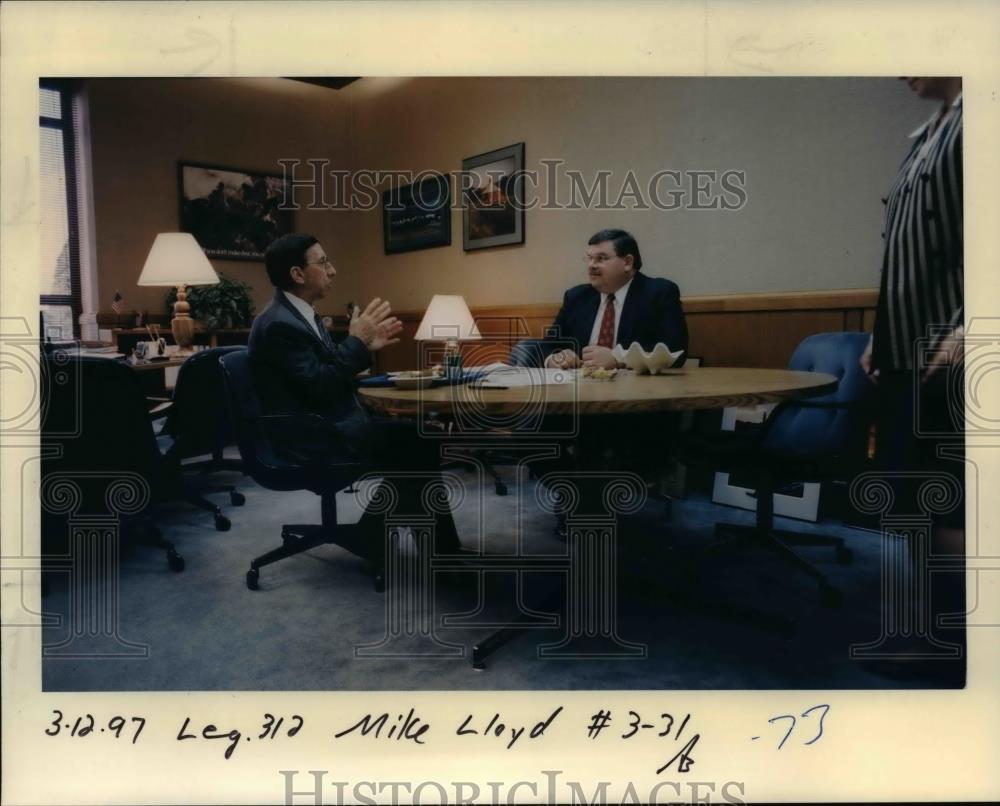 1997 Press Photo Legislatures In Oregon Talking - orb21621 - Historic Images