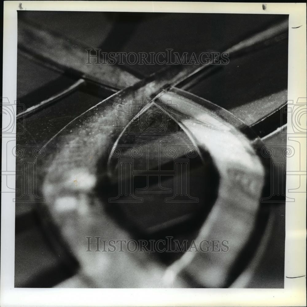 1982 Press Photo The Stained-Glass Panels Constructed with Epoxy Layered - Historic Images