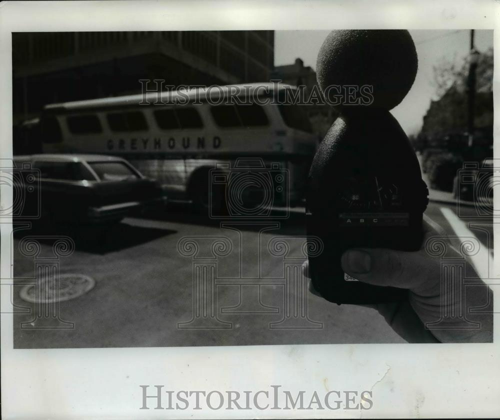 1975 Press Photo Proposed city noise ordinance by the Portland City Co