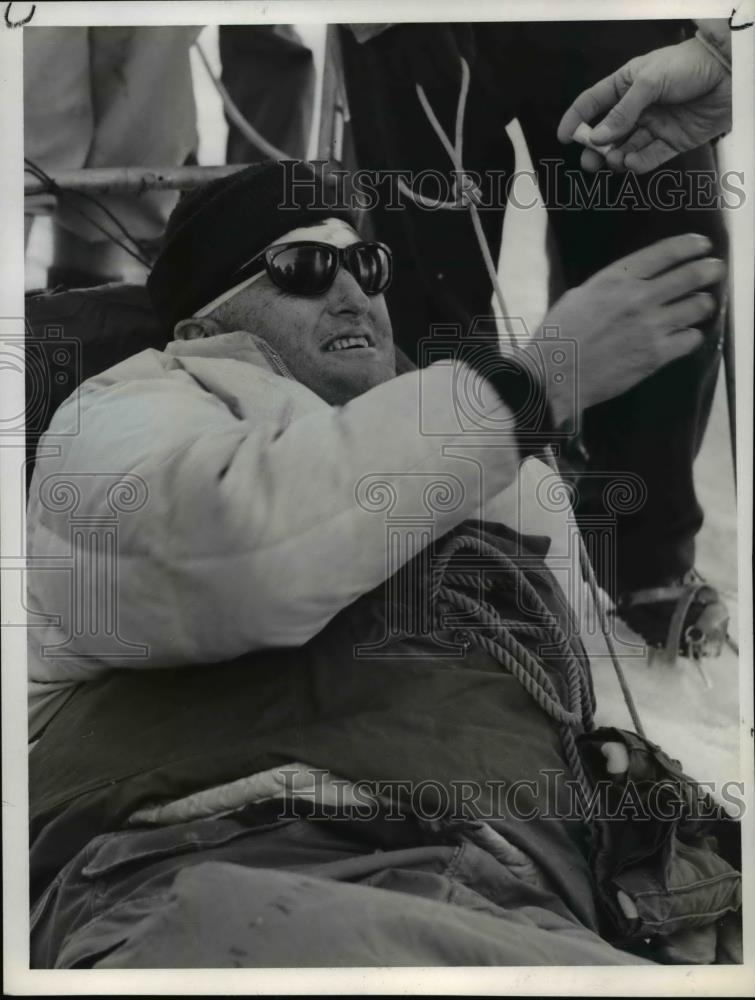 1966 Press Photo Chuck Gibson ready for stretcher ride after Mt. Hood accident - Historic Images