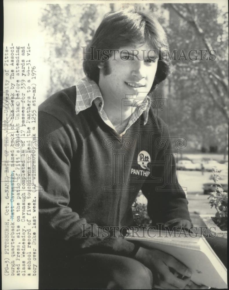 1976 Press Photo University of Pittsburgh football player, Matt Cavanaugh - Historic Images