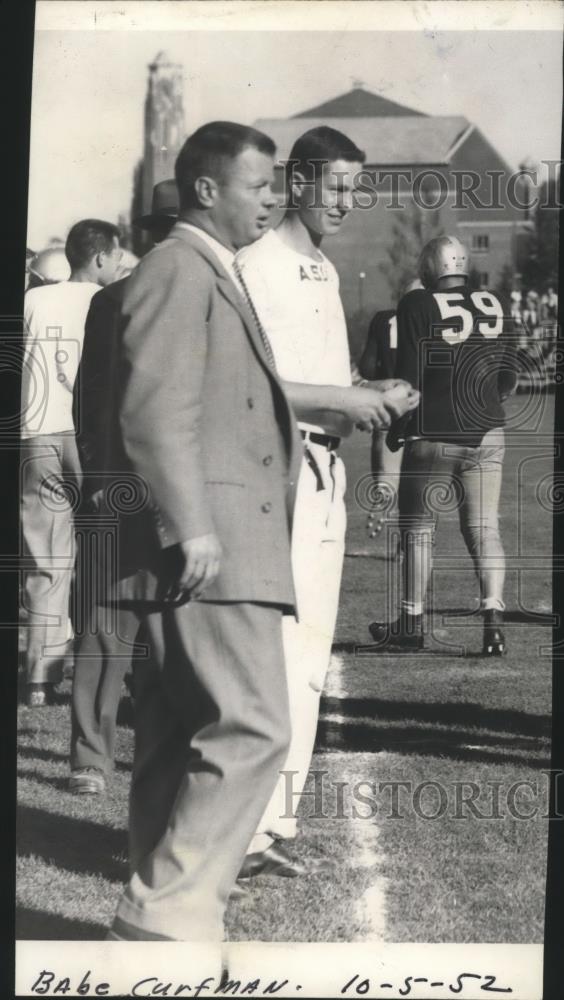 1952 Press Photo Raymond A. &quot;Babe&quot; Curfman, University of Idaho football coach - Historic Images