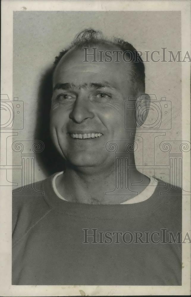 1954 Press Photo Gene Badgley is the baseball head coach at Eastern Washington - Historic Images