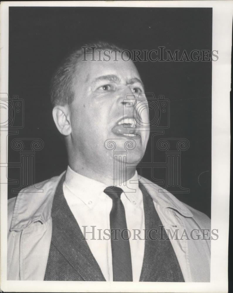 1961 Press Photo Keith Allen, Seattle Hockey coach - sps01772 - Historic Images
