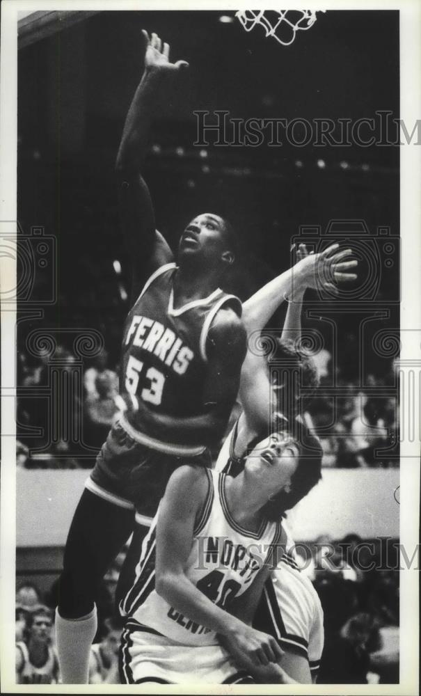 1987 Press Photo Basketball player Harvey Cobbs - sps01782 - Historic Images