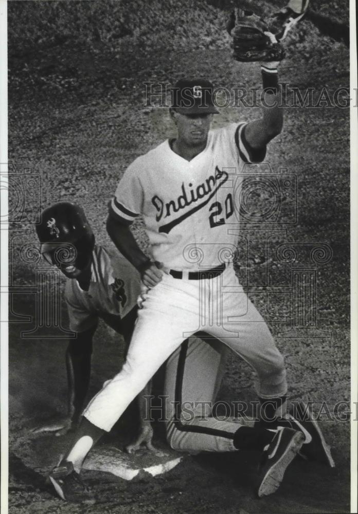 1991 Press Photo Spokane Indians baseball's Scott Bream await the umpire's call - Historic Images