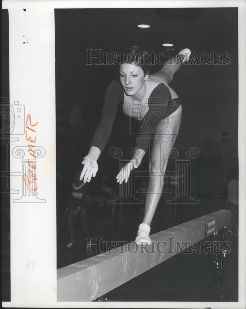 1977 Press Photo Gymnast Susie Bremer - sps01874 - Historic Images