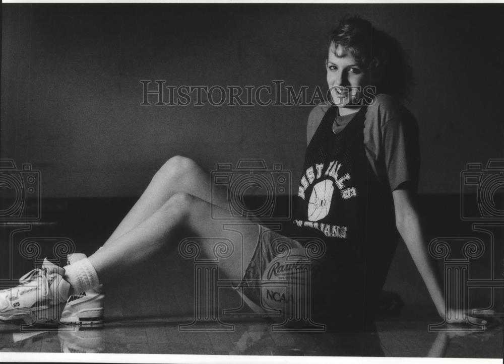 1990 Press Photo Tabitha Bailey-Post Falls Sophomore Basketball Player - Historic Images