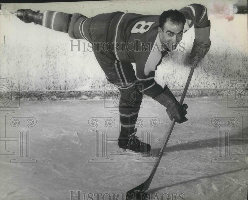 1955 Press Photo Carl Cirullo Balances on One Skate While Playing Hockey - Historic Images