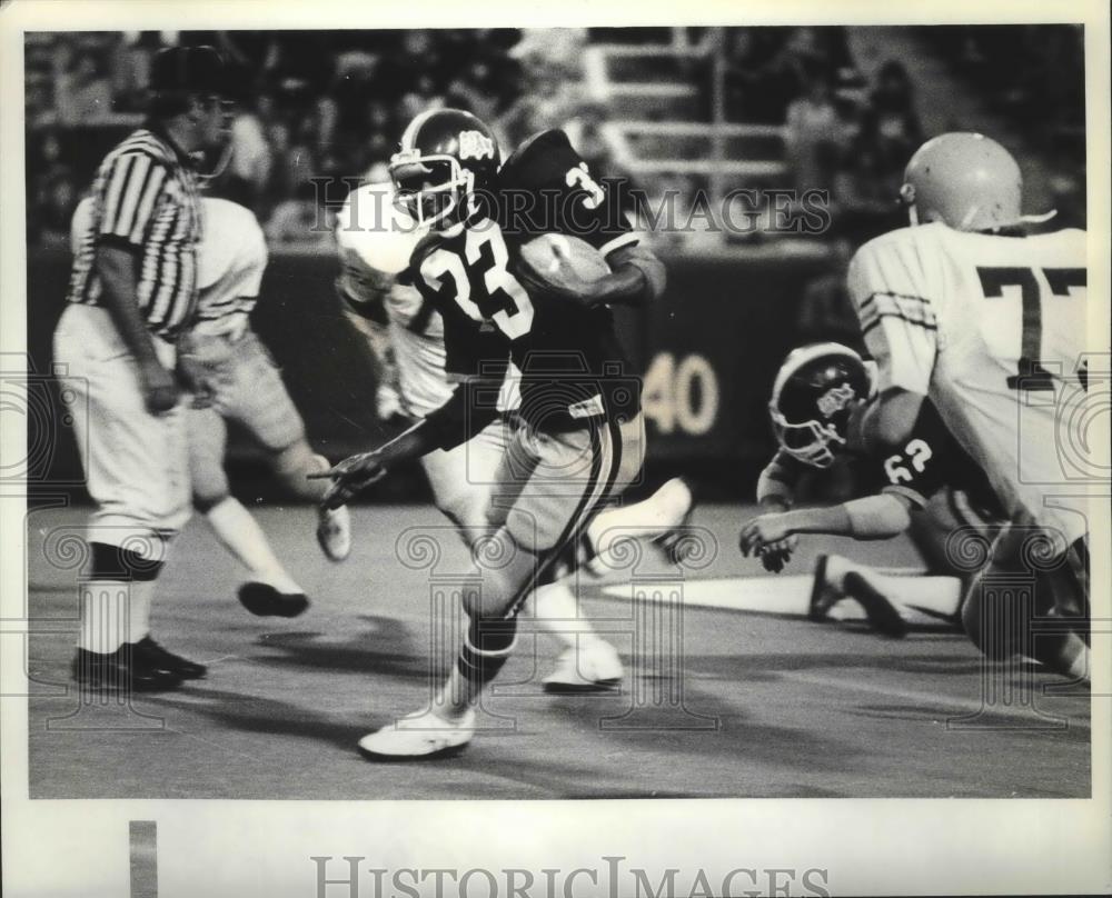 1983 Press Photo Gonzaga Prep&#39;s Craig Given at GSL High School football action - Historic Images