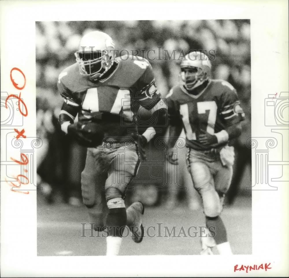 1990 Press Photo Seahawks football players Derrick Fenner & Dave Krieg - Historic Images