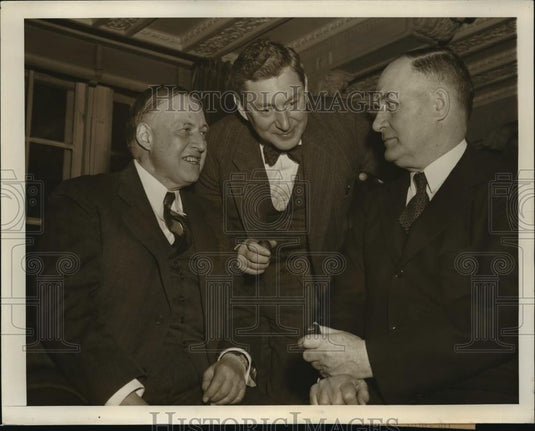 1943 Press Photo New York Don Rose RL Ireland Edward Burke at wage meeting NYC - Historic Images
