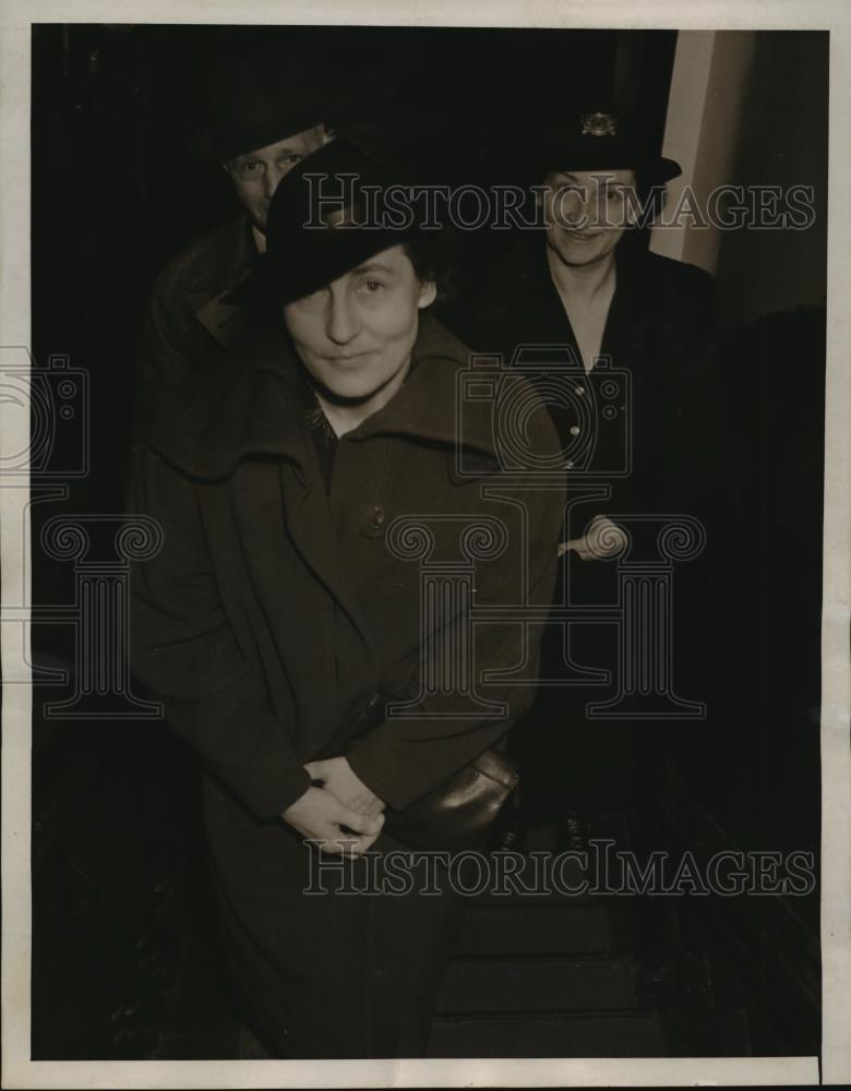 1939 Press Photo White Plains NY Marie Hite Burckhalter pleads guilty WPNY - Historic Images