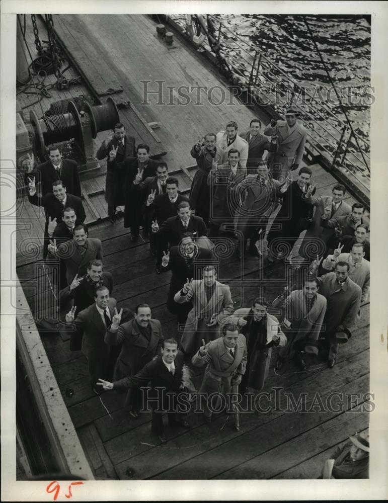 1942 Press Photo New York South American Aviation Students in New York NYC - Historic Images