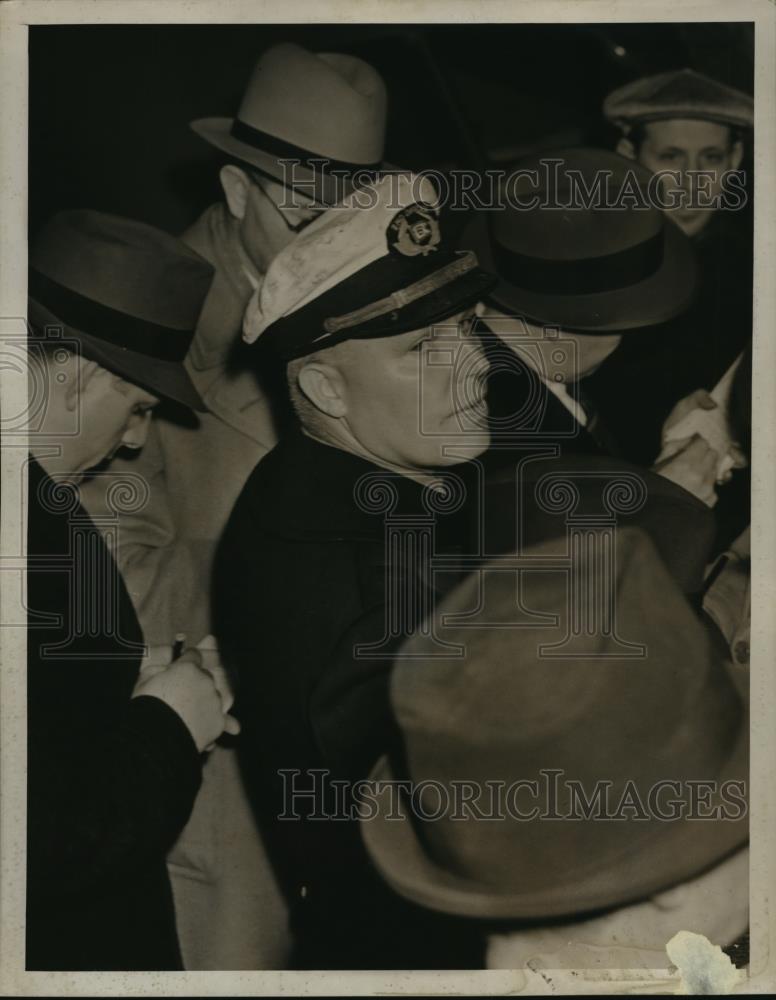 1939 Press Photo Brooklyn NY Axel Johnson Second Officer SS Lilian BNY - Historic Images