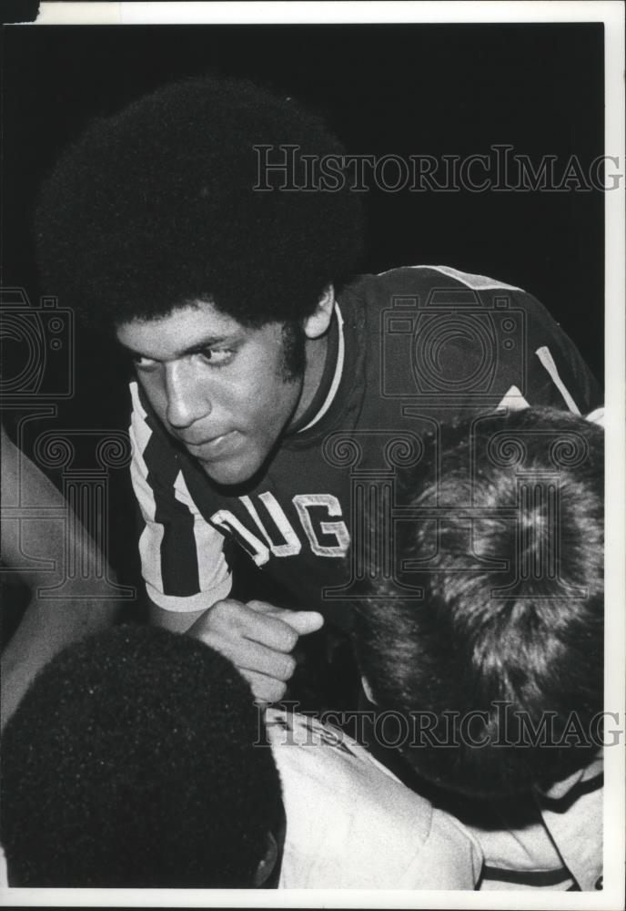 1976 Press Photo Washington State University basketball player, James Donaldson - Historic Images