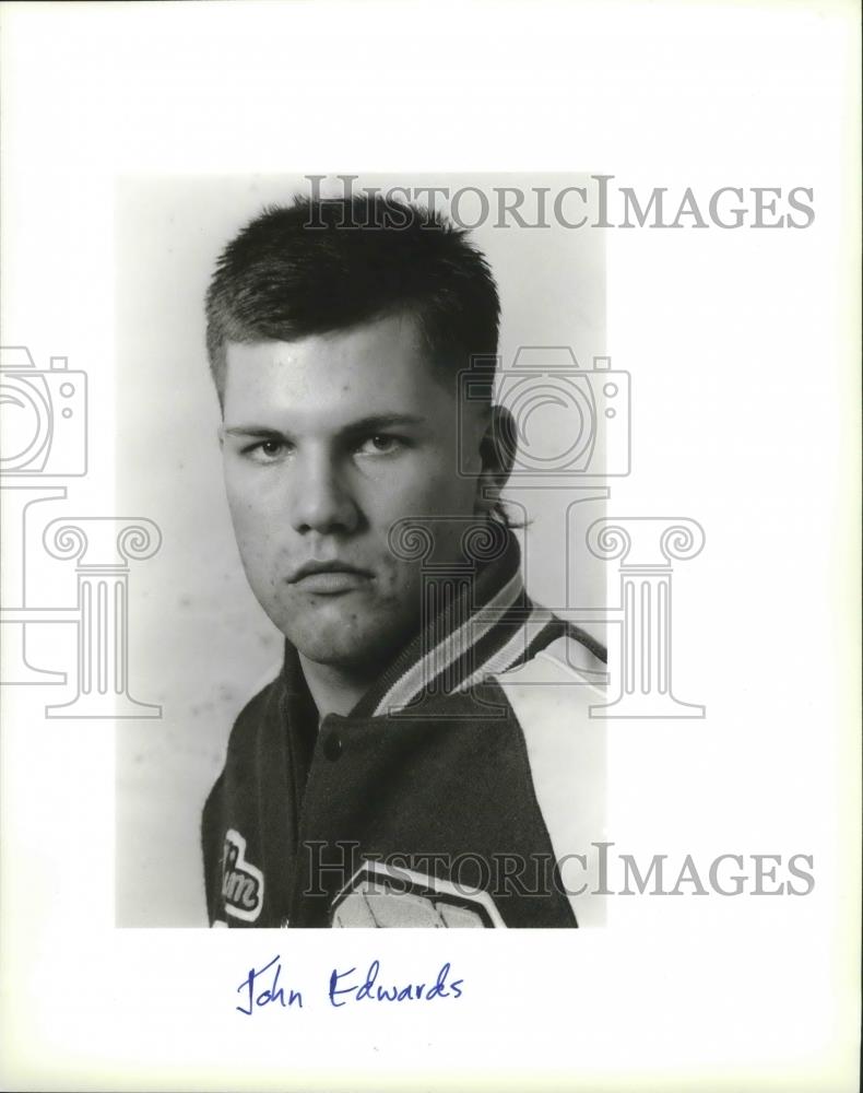 1989 Press Photo John Edwards-All GSL Football Player Poses for Photo - sps02668 - Historic Images