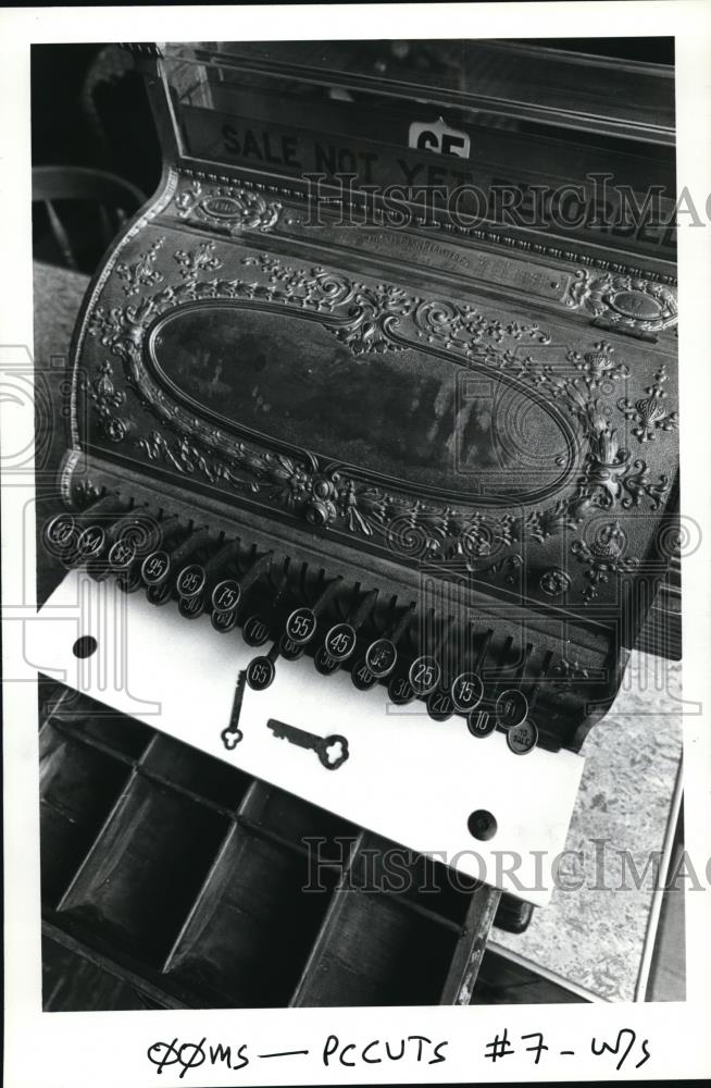 1985 Press Photo General view of National cash register dates 1903-Collections - Historic Images