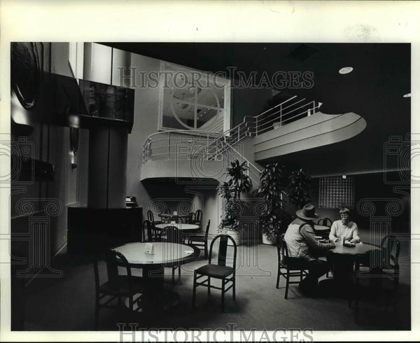 1984 Press Photo Daylight from KOIN-TV Offices in KOIN Center Tower ...