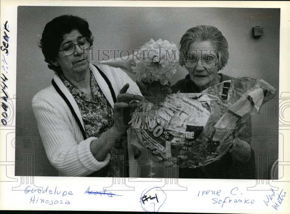 1984 Press Photo A papier mache duck pinata  - orb74321 - Historic Images