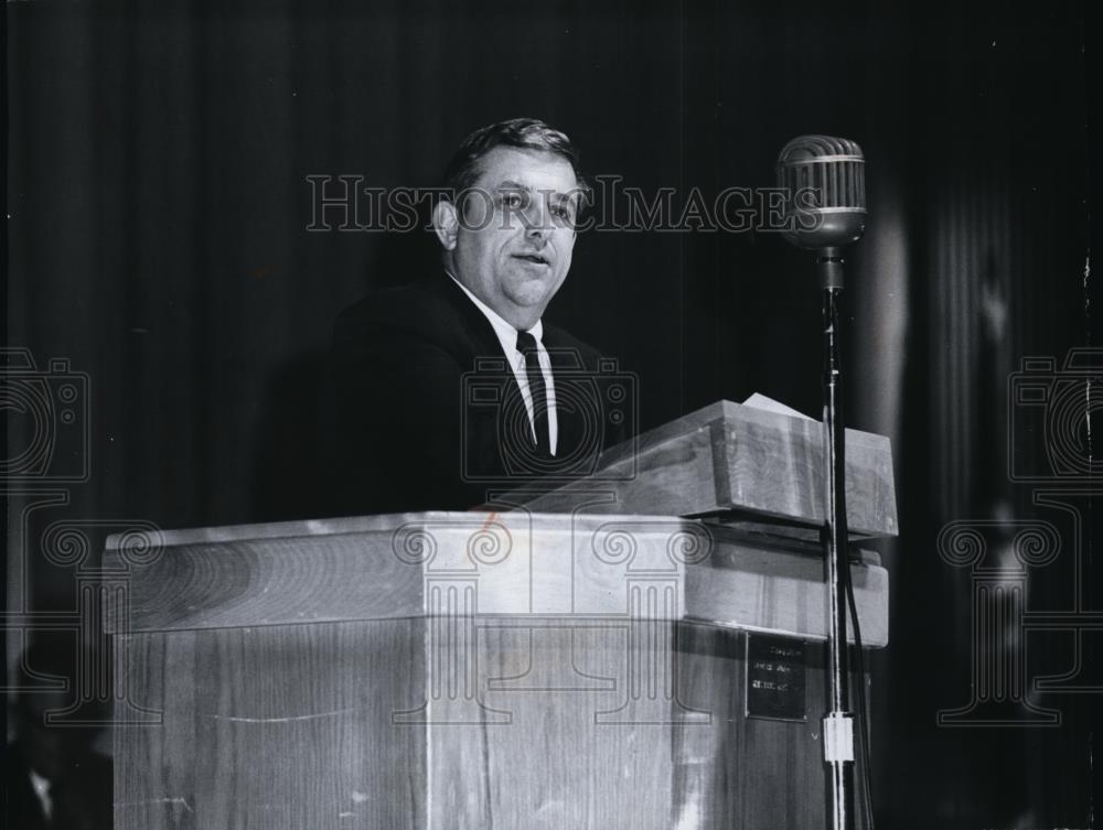 1967 Press Photo Mr. Montgomery Johnson Chairman Washington State Rep - Historic Images
