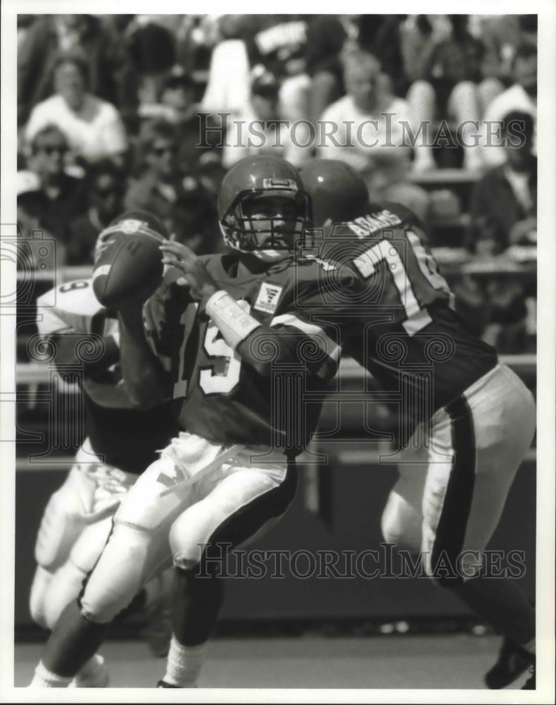 1993 Press Photo Boston University football quarterback Robert Dougherty - Historic Images
