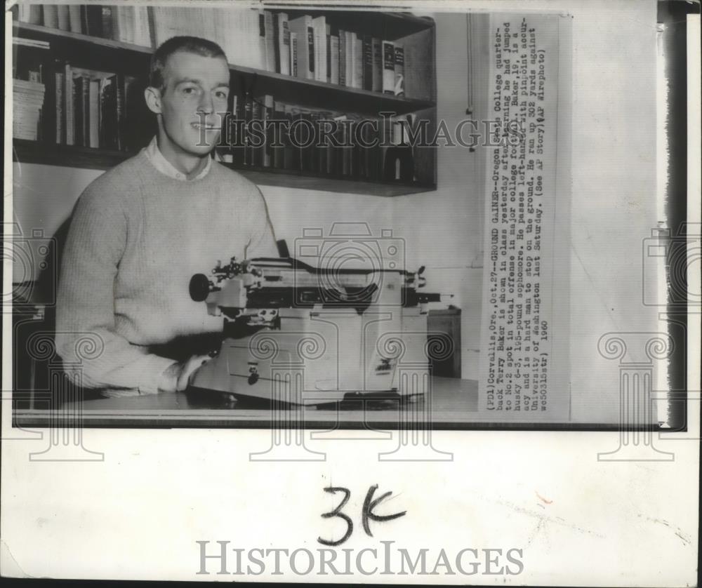 1960 Press Photo Oregon State College football quarterback, Terry Baker in class - Historic Images